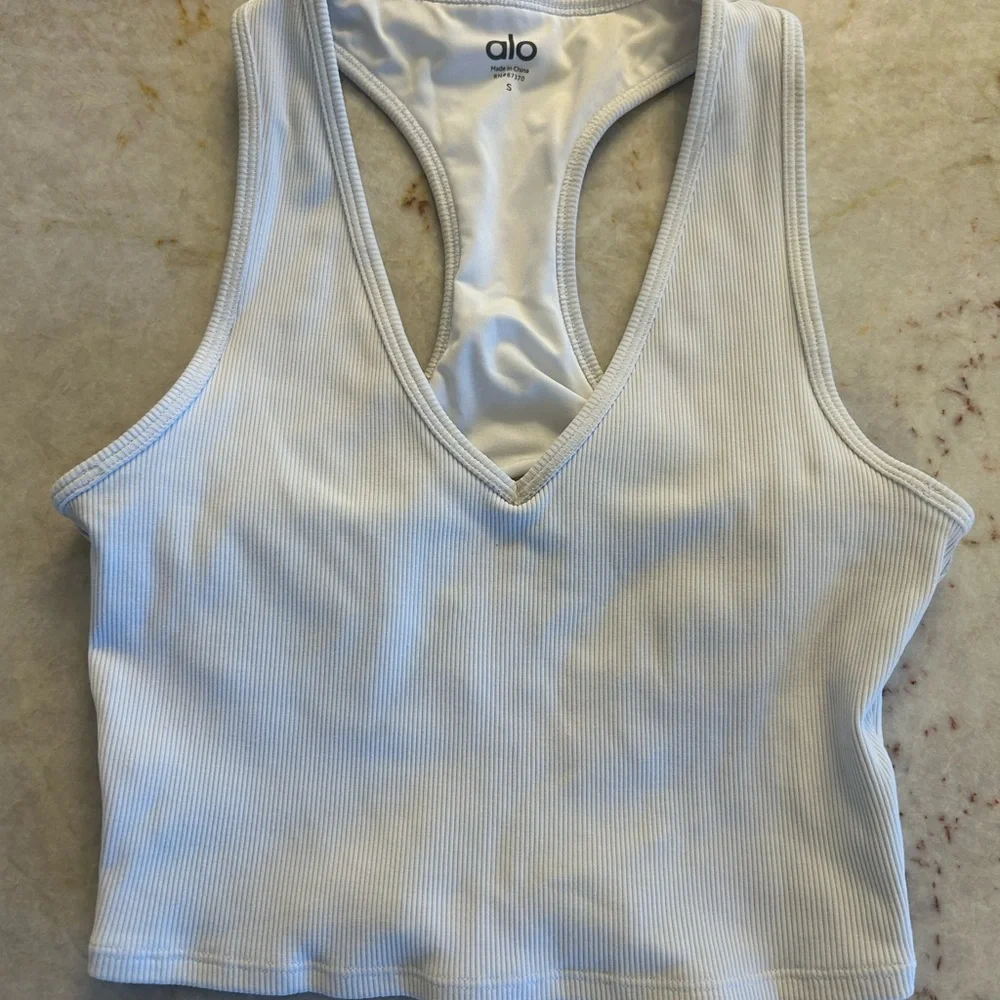ALO Yoga White Athletic Shorts - Picture 3 of 6